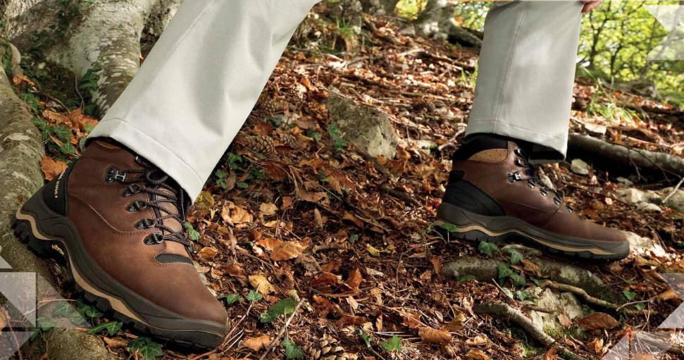 TREKKING